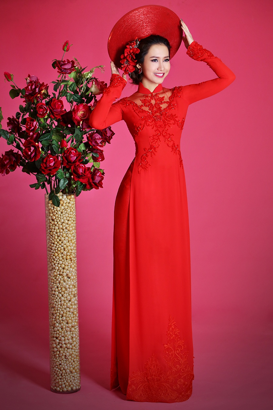 Phan Thu Quyen duyen dang ao dai anh 6