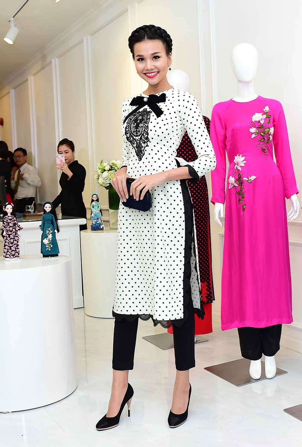 Dan sao Viet ra mat Ao dai House anh 6