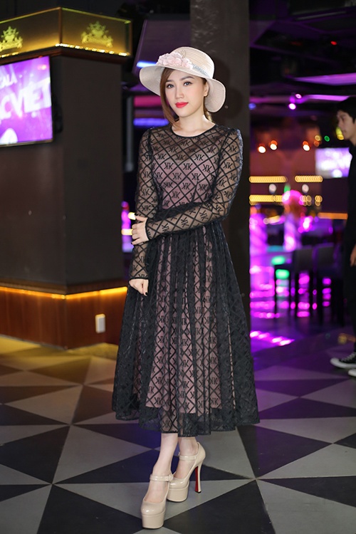 Nguoi dep mac xau nhat thang 10 anh 7