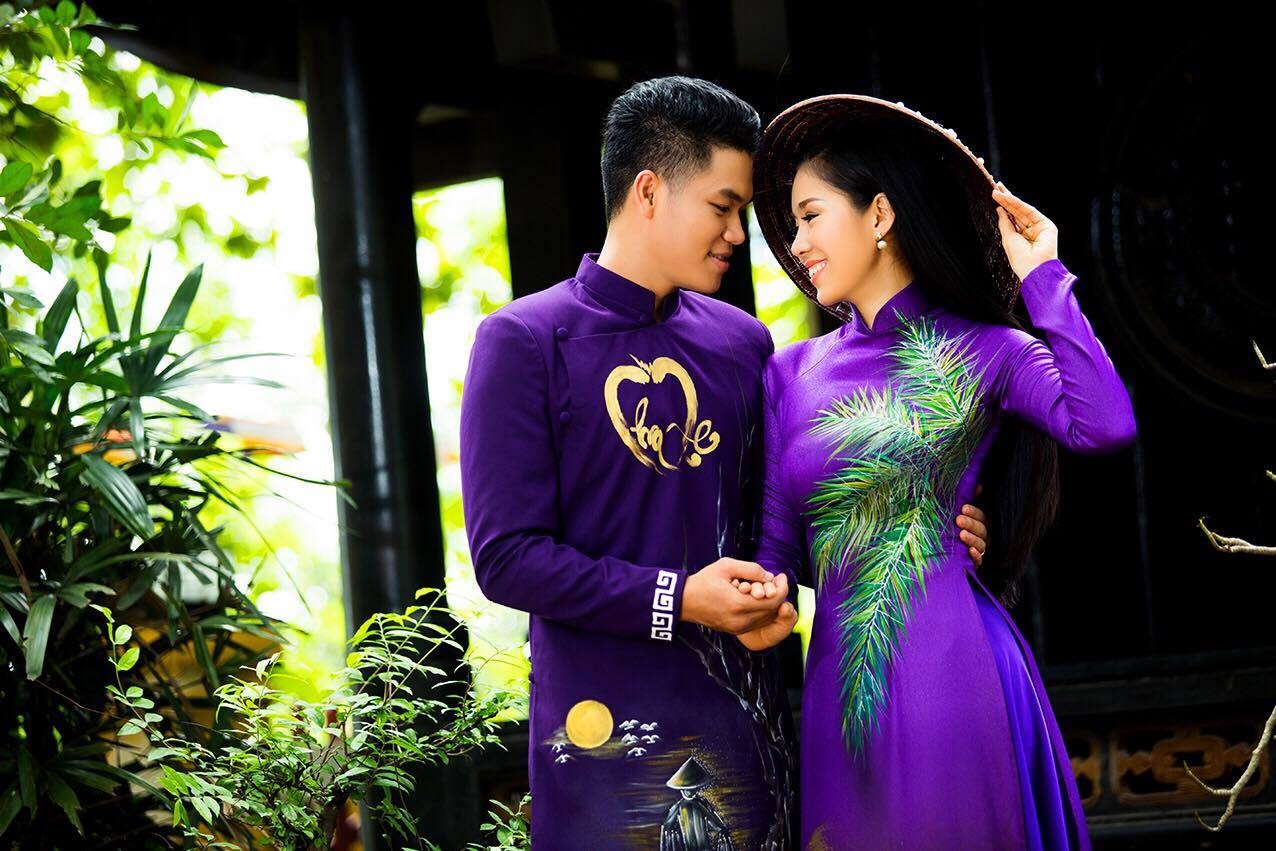 Le Phuong dien ao dai doi voi ban trai anh 1