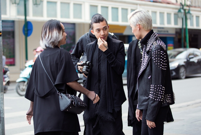 Street style ben le Tuan le Thoi trang quoc te VN anh 8