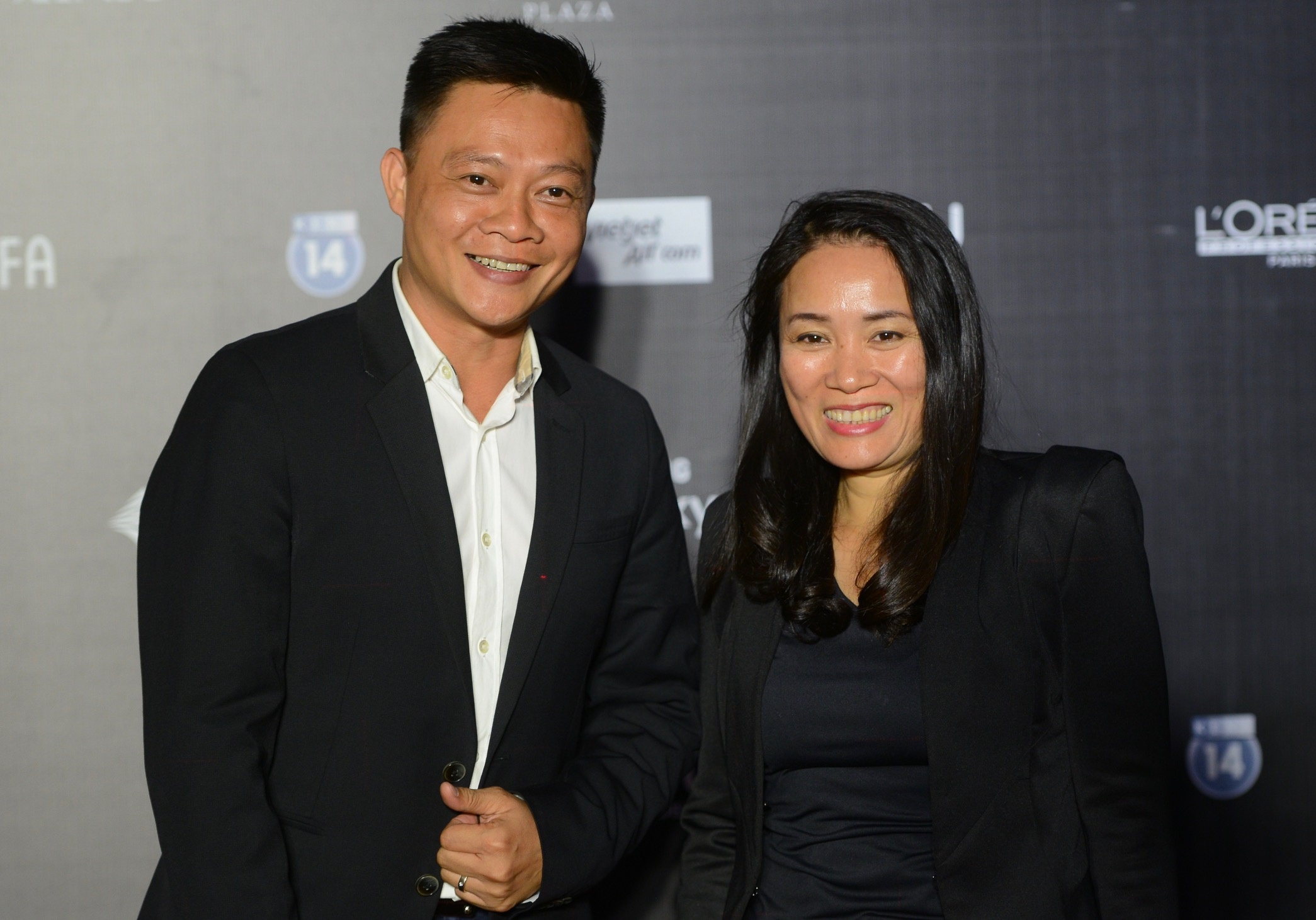 Quynh Chi mac dam quay goi cam di xem thoi trang anh 14