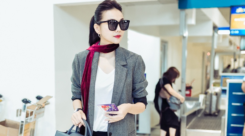 Thanh Hang phoi do ca tinh voi phu kien 400 trieu dong hinh anh