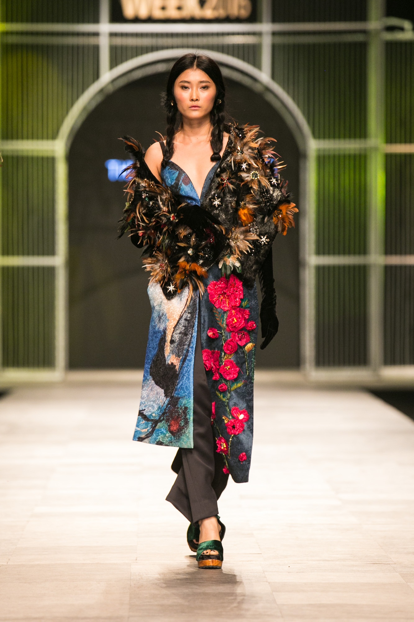 Quan quan Huong Ly trinh dien BST Thuy Nguyen anh 3