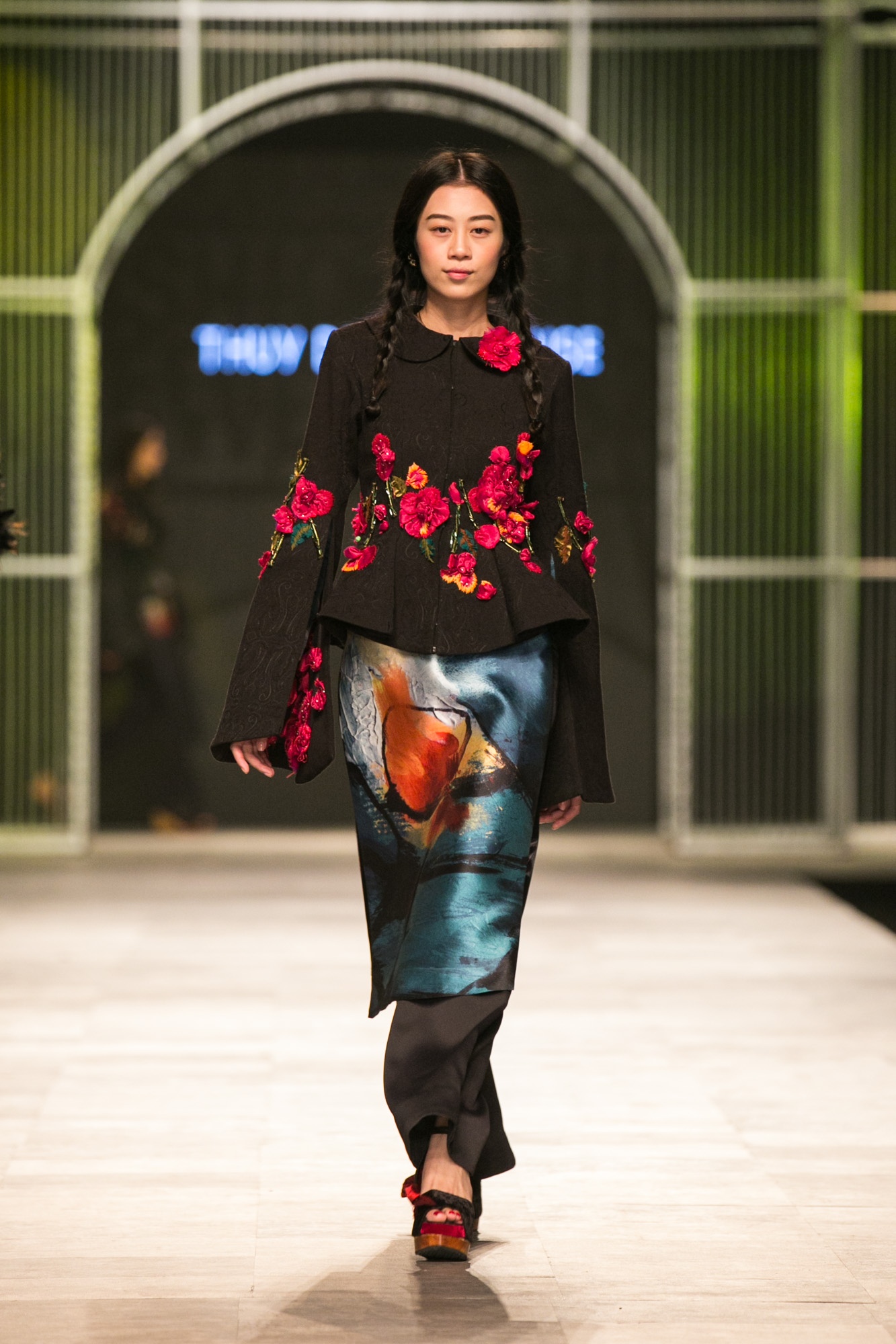 Quan quan Huong Ly trinh dien BST Thuy Nguyen anh 5