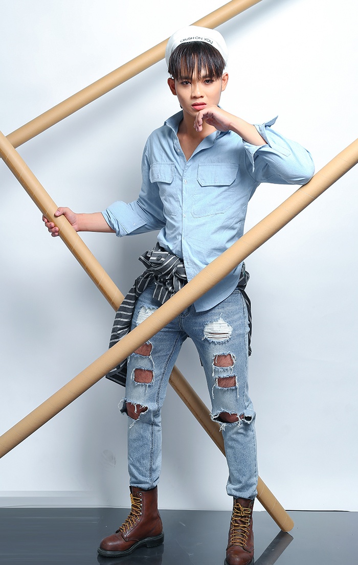 Quan quan Cuoi xuyen Viet ca tinh voi denim anh 6