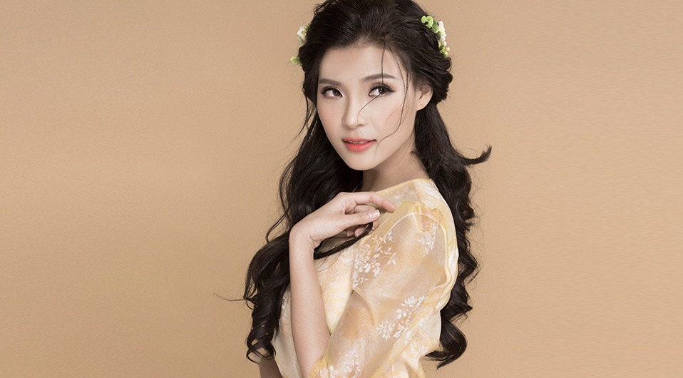 Thuy Diem goi y trang phuc nu tinh ngay cuoi tuan hinh anh