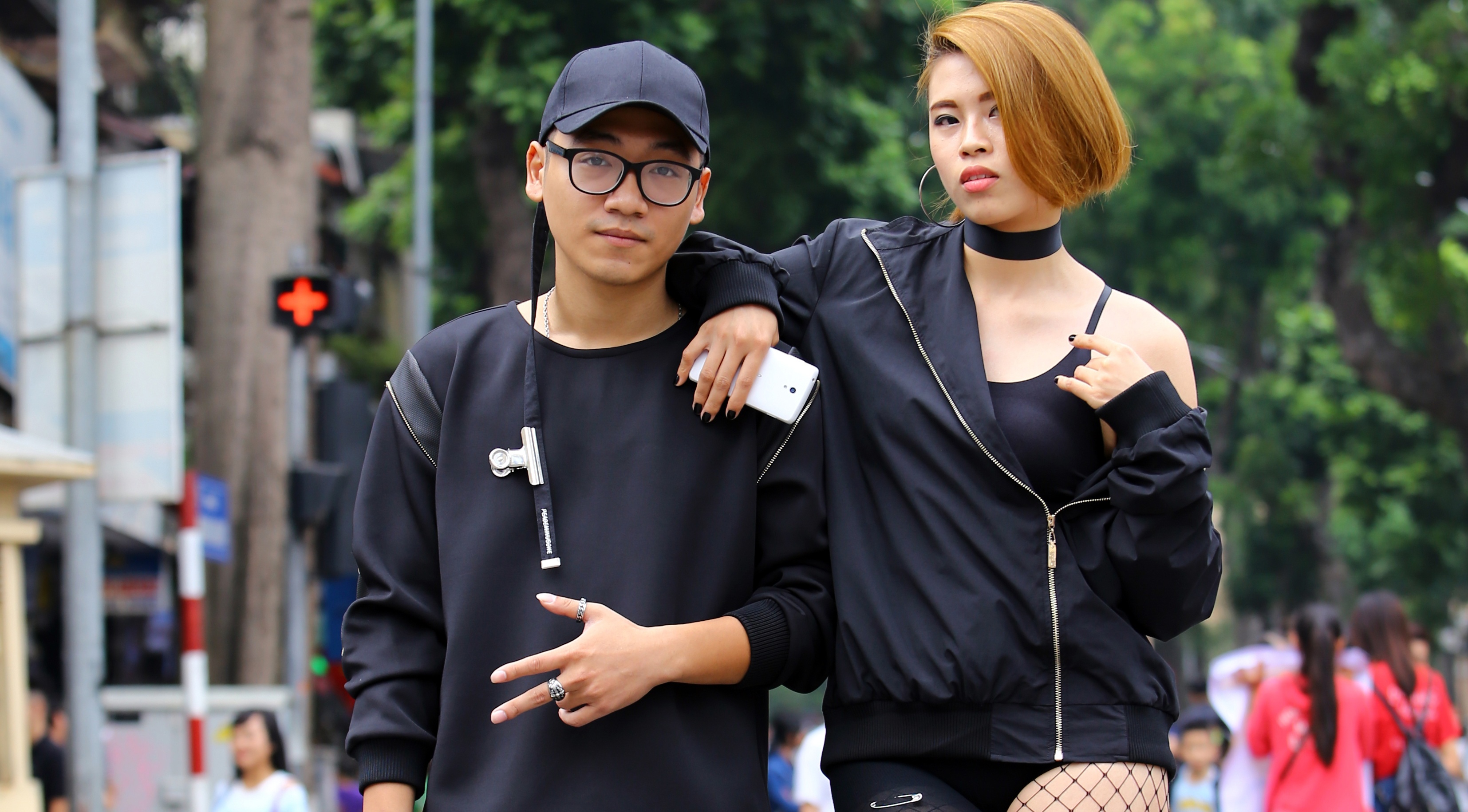 Gioi tre Ha thanh an mac khac thuong o ngay thu 5 VIFW hinh anh