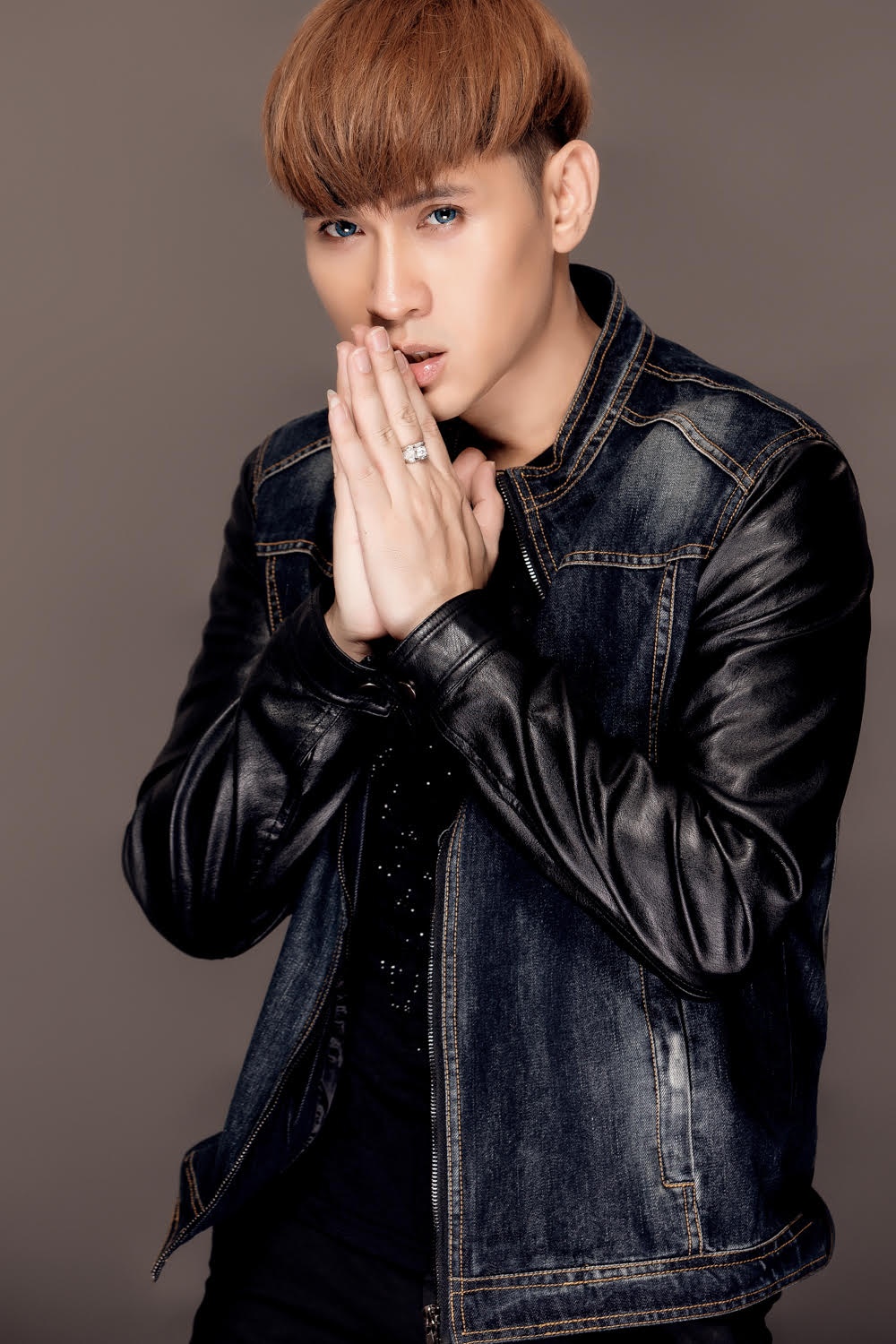 Nguyen Vu tre trung voi toc nhuom anh 6