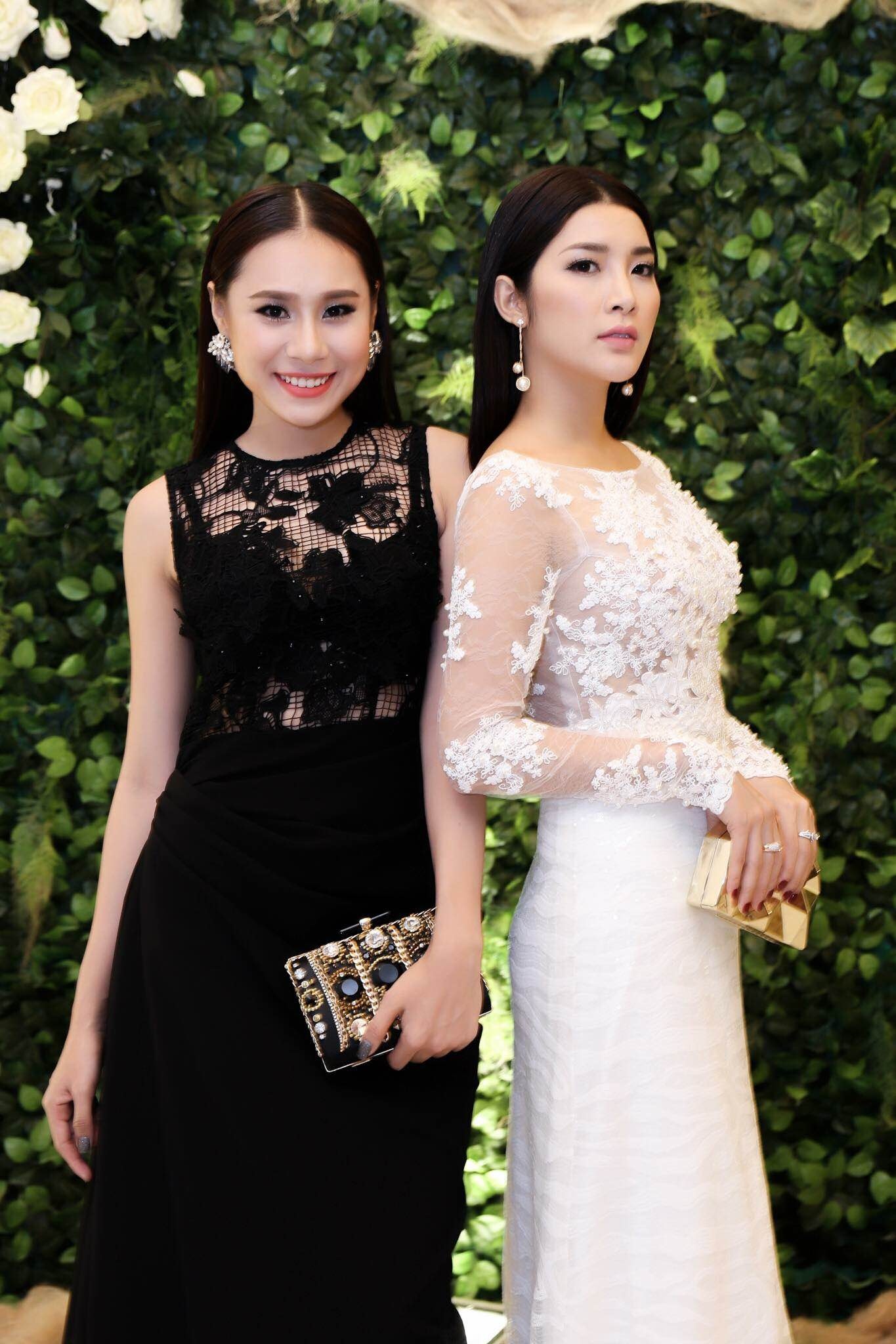 Vy Oanh dien ao xe nguc goi cam anh 4