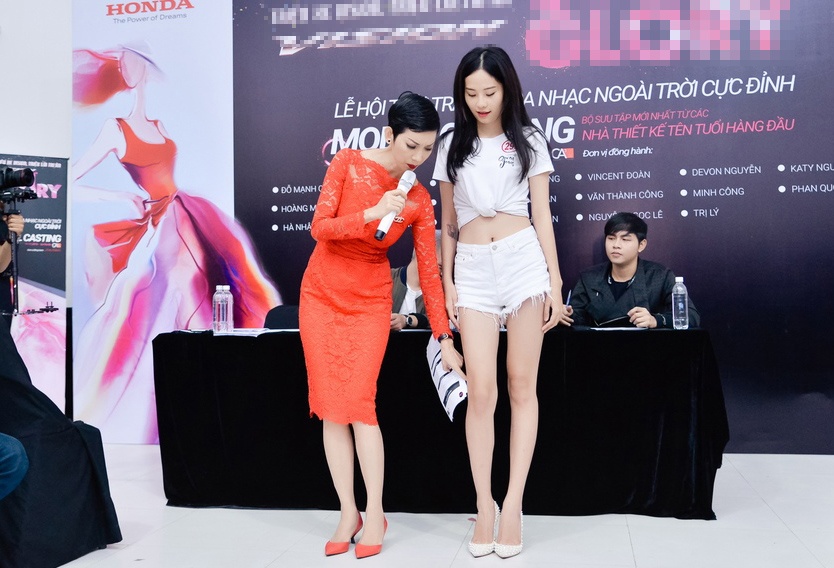 Chị song sinh của Nam Em đi casting ảnh 4 Chi song sinh cua Nam Em di casting anh 4