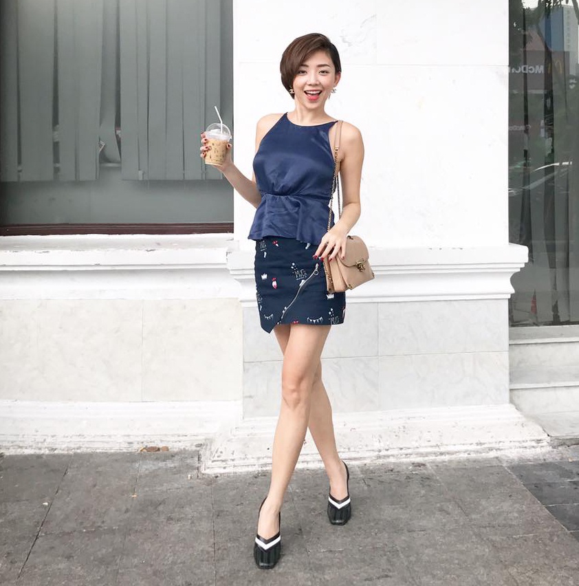 Toc Tien,  Hoang Thuy Linh mac dep anh 1