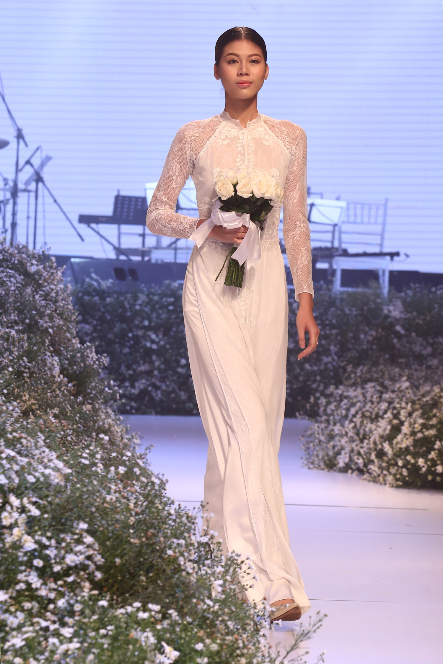 Phuong Mai goi cam o su kien anh 9