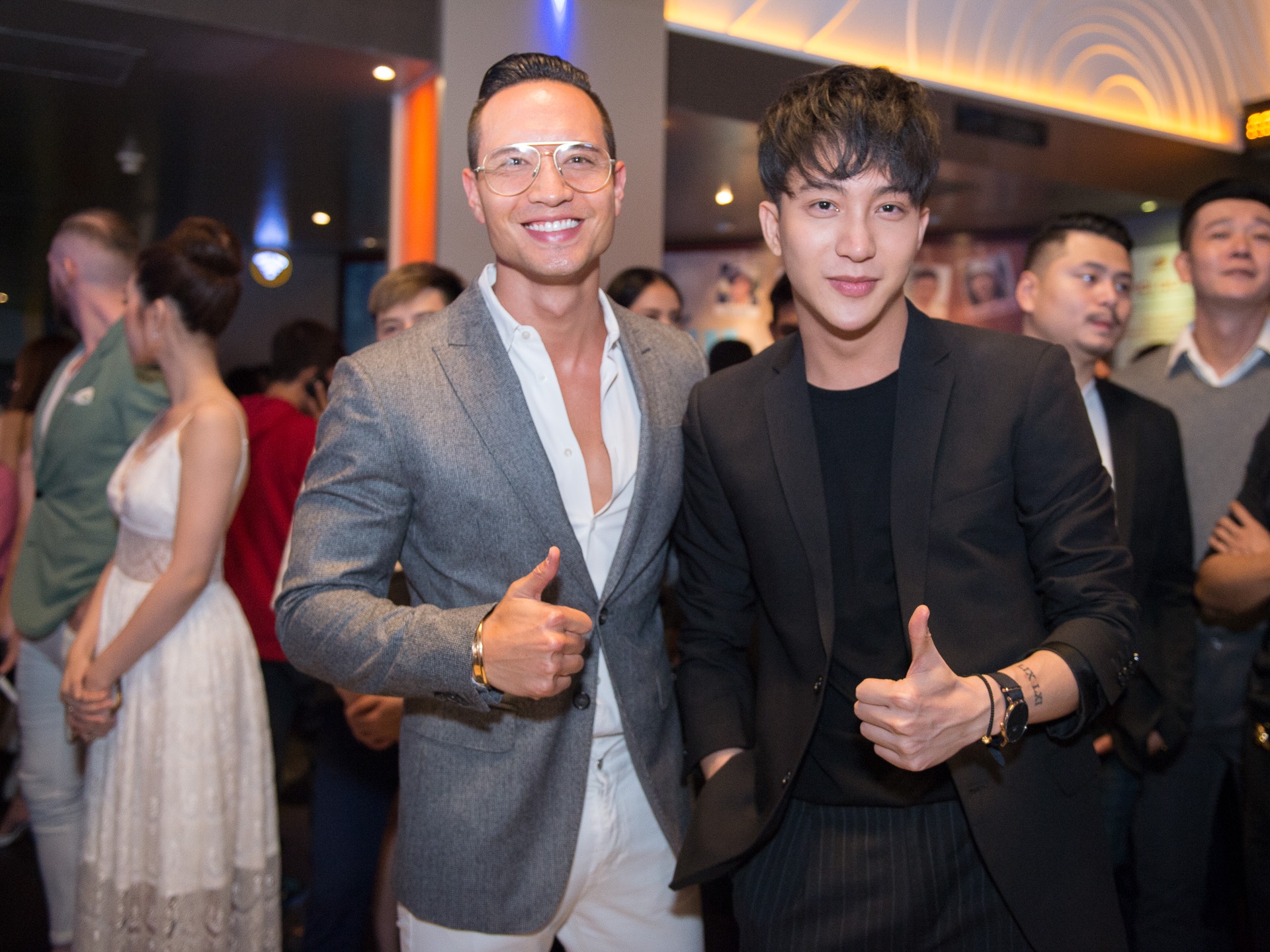 Pham Huong thanh thoat voi dam trang anh 4