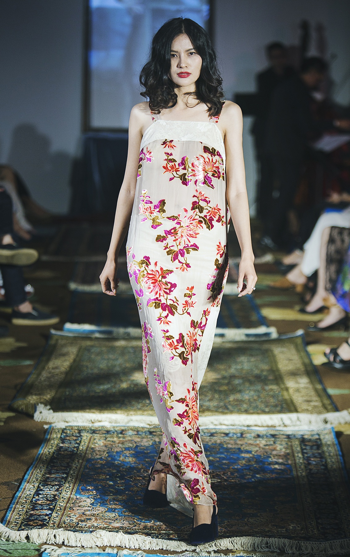 Dan mau Next Top Model catwalk tu tin anh 3