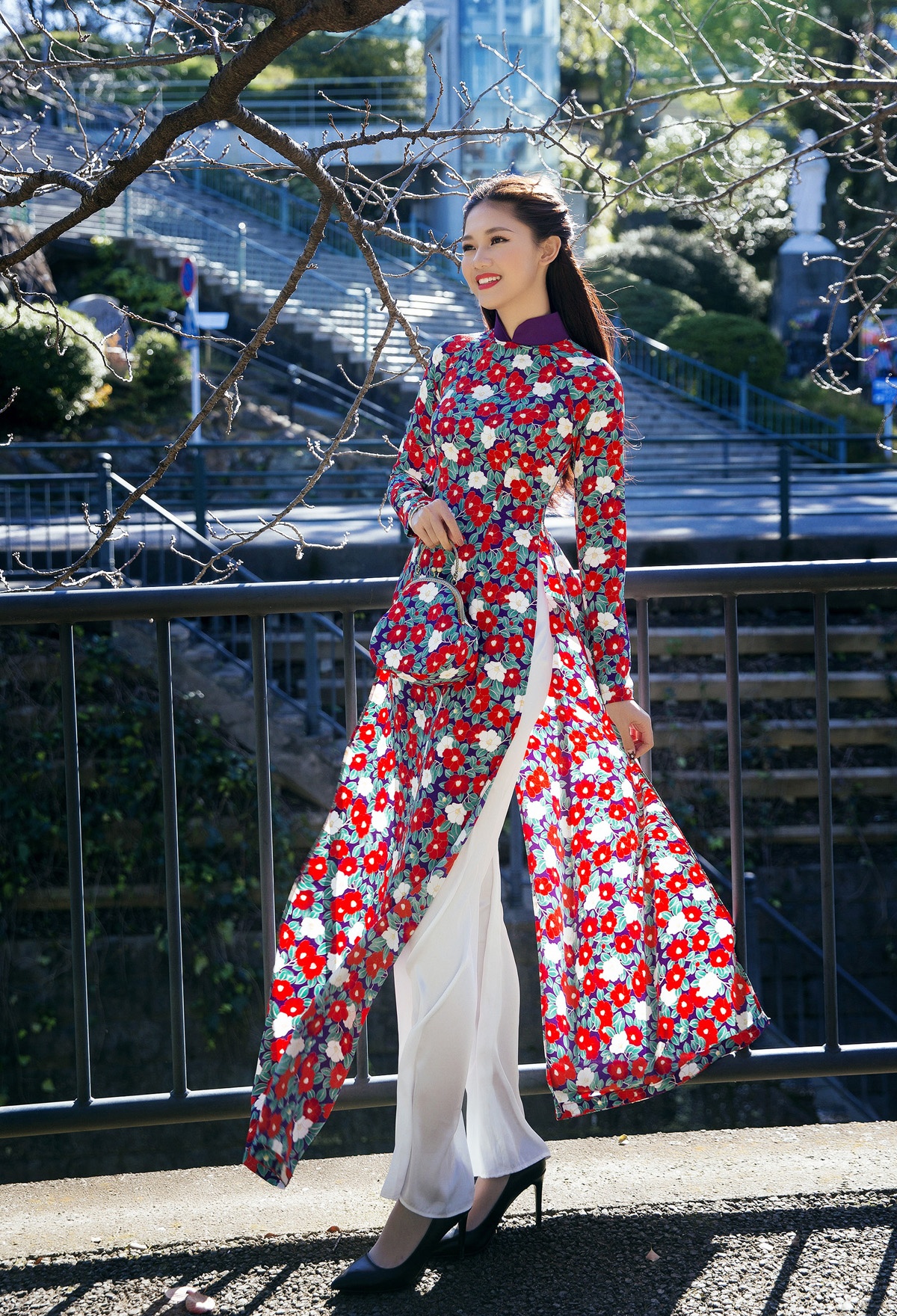 My Linh,  Thanh Tu cong tac o Nhat anh 4