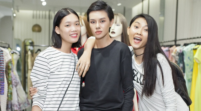 Dan mau de mat moc, mac don gian di thu trang phuc hinh anh