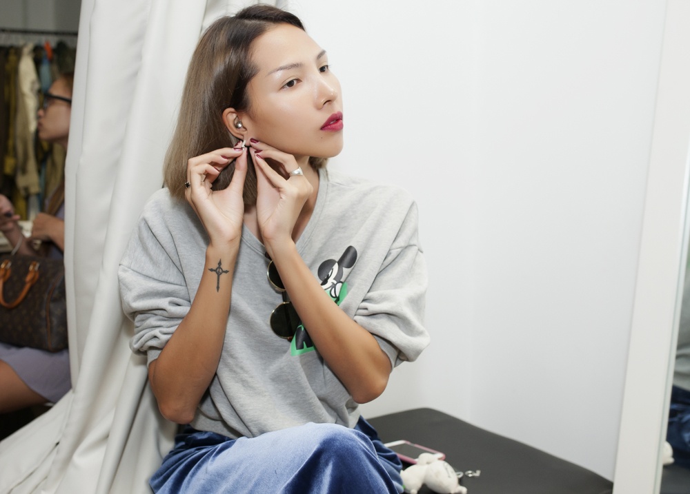 Dan mau mac sanh dieu thu trang phuc Le Thanh Hoa anh 5