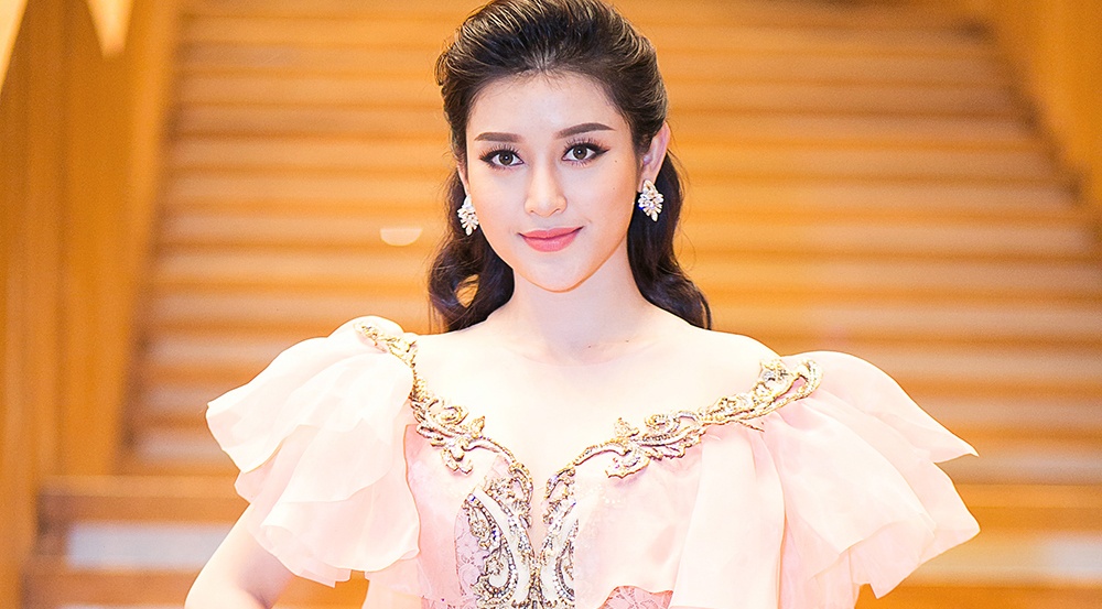 6 bo canh noi bat o su kien tuan qua cua sao Viet hinh anh