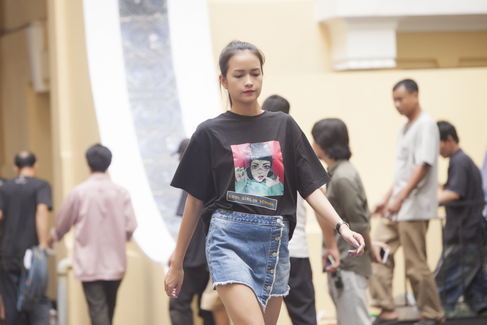 Dàn mẫu tập luyện trước show Lê Thanh Hòa ảnh 6 Dan mau tap luyen truoc show Le Thanh Hoa anh 6
