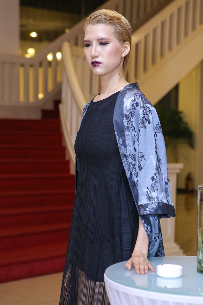 Hồng Xuân phẫu thuật thẩm mỹ ảnh 2 Hong Xuan phau thuat tham my anh 2