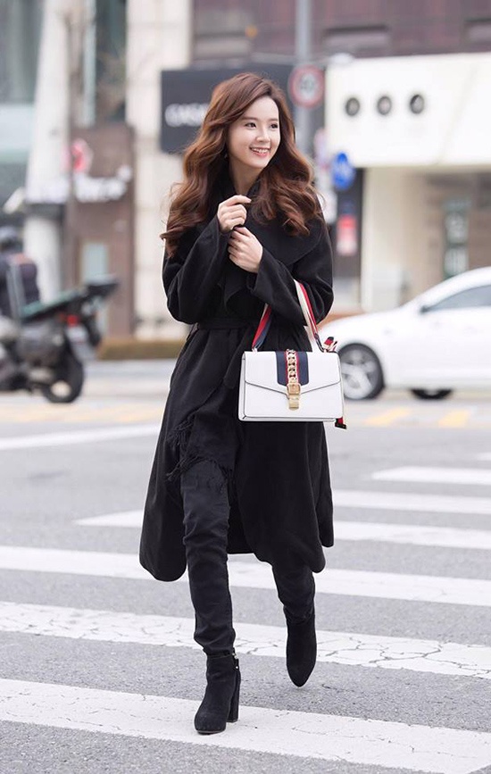 Sao Viet noi bat tuan qua anh 2