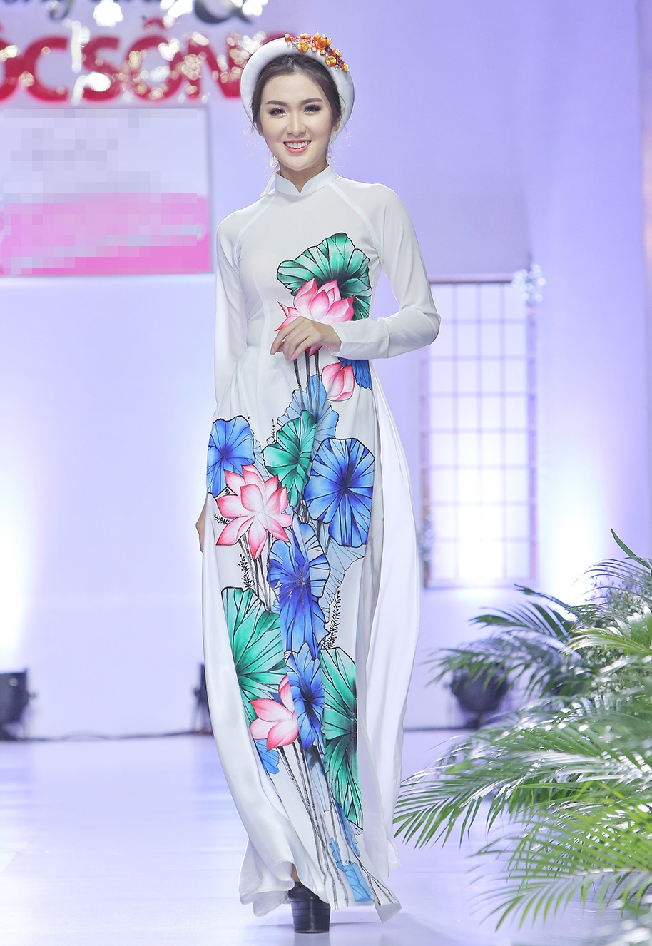 Luong Bich Huu trinh dien thoi trang anh 6