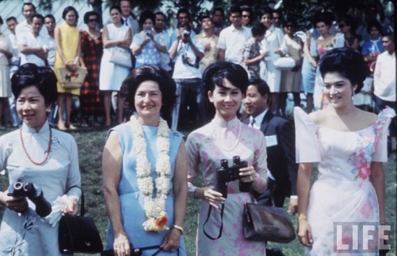 Dang Tuyet Mai - my nhan Sai Gon tai sac ven toan anh 2