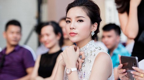 Ban to chuc Hoa hau chua the xu ly viec Ky Duyen hut thuoc hinh anh