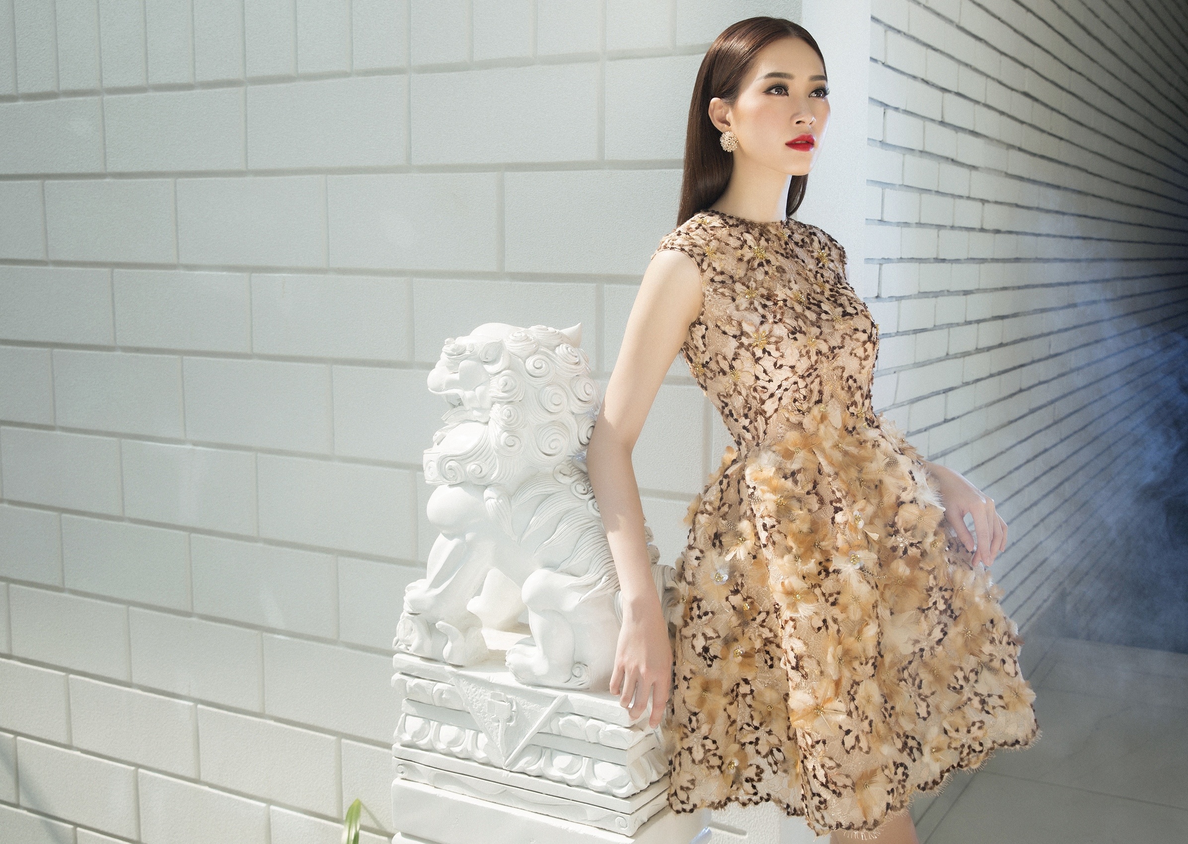 Dang Thu Thao dien thiet ke xuan he anh 1