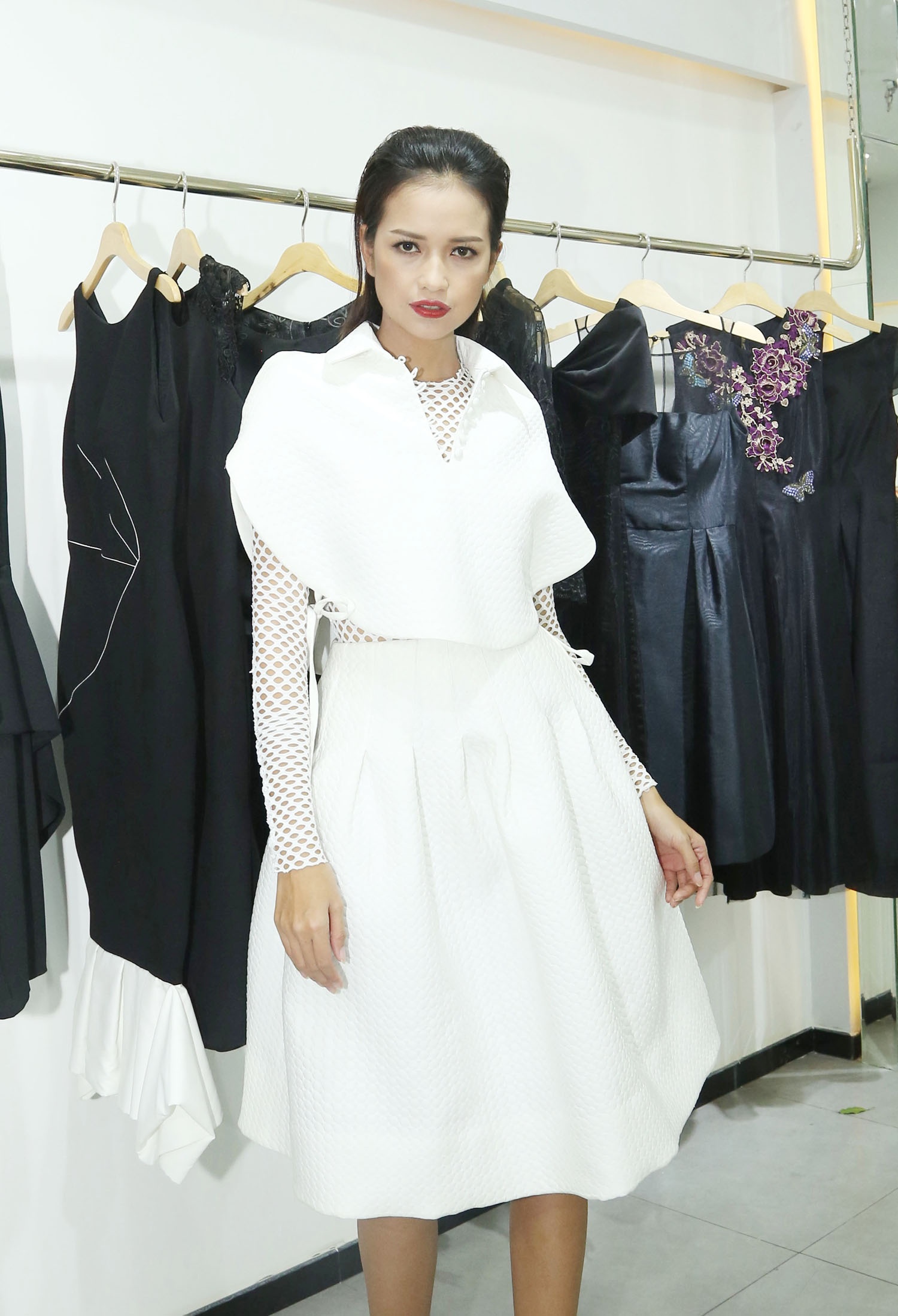 Quan quan Next Top Model thay 4 trang phuc o su kien anh 3