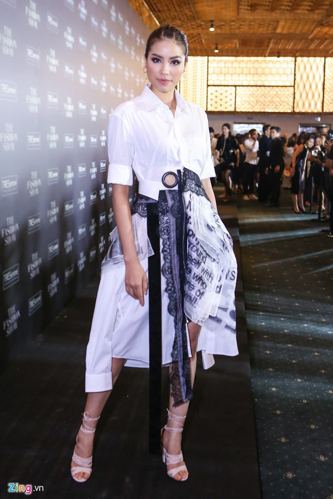 10 bo canh giup Pham Huong nang cap hinh anh trong nam 2016 anh 1