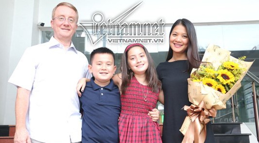 Gap lai Kim Ngan 'Nguoi dan ba yeu duoi' sau 17 nam hinh anh