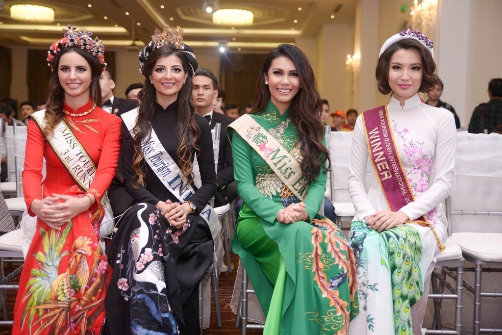 Hoa hau Trai dat 2015 toi Viet Nam anh 3