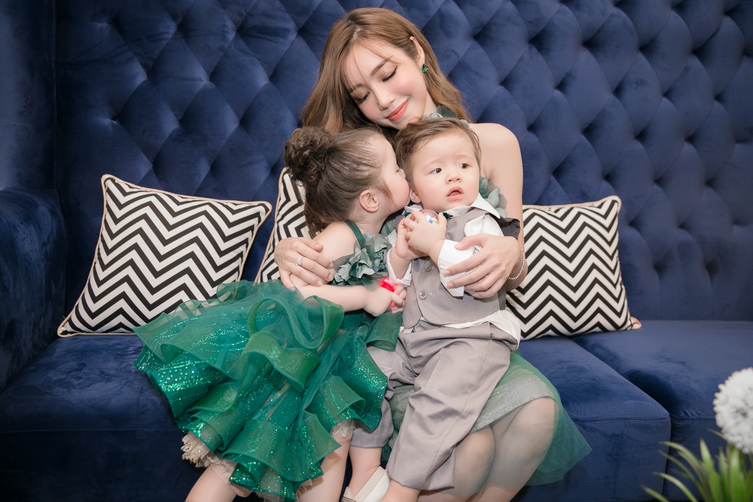 Gia dinh Ly Hai di su kien anh 3