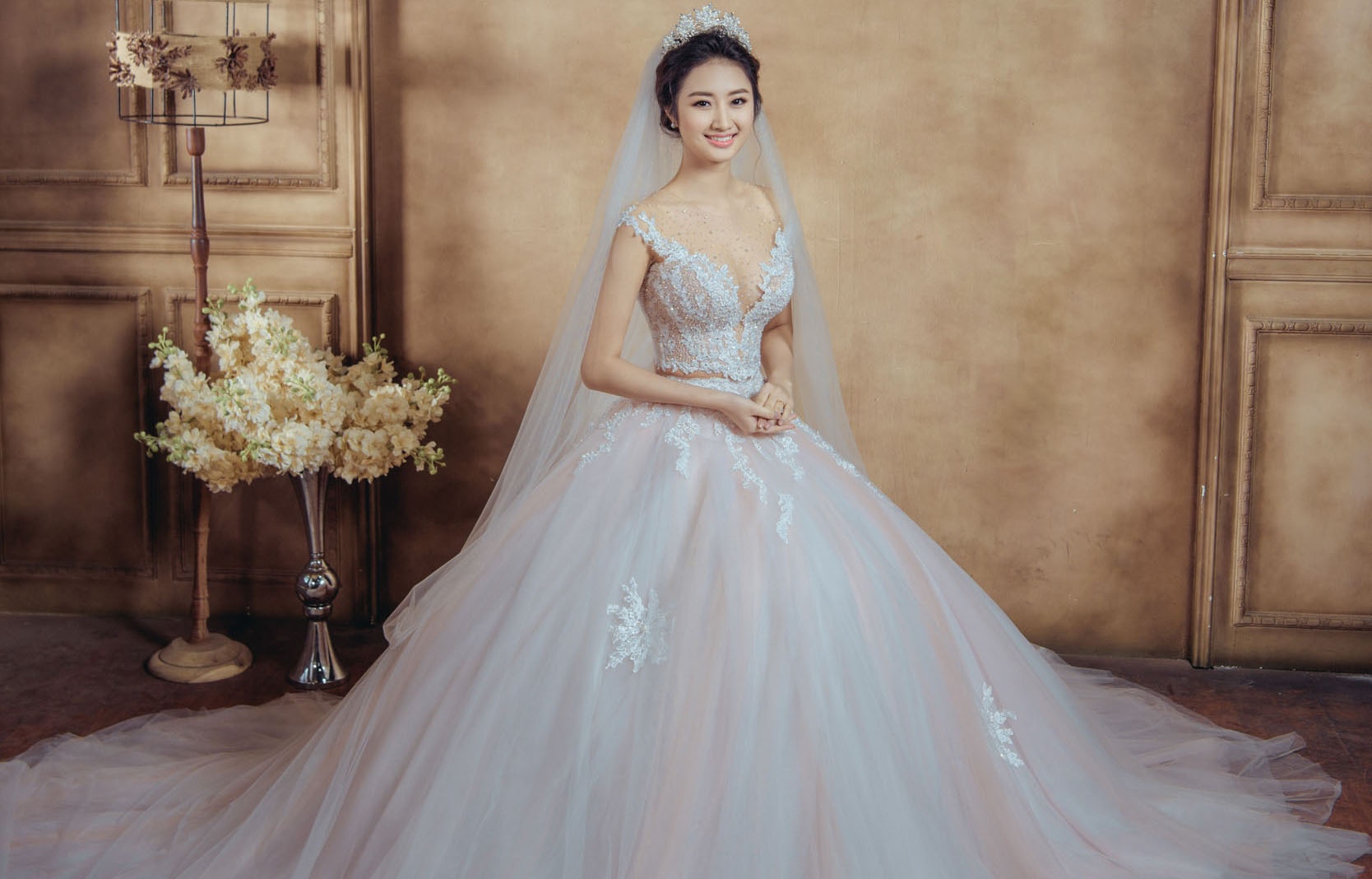 Anh cuoi lang man cua Thu Ngan anh 3