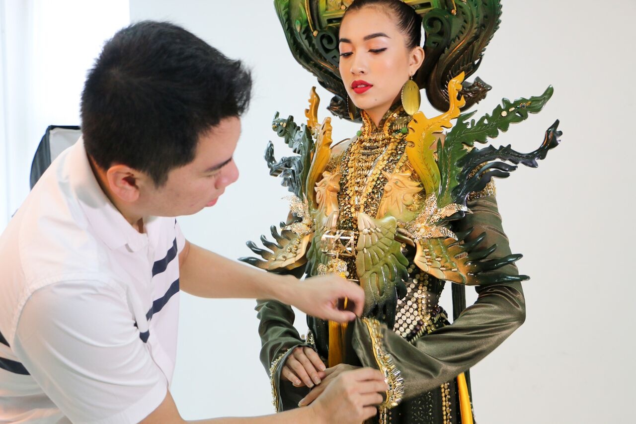 Quoc phuc cua Le Hang anh 4