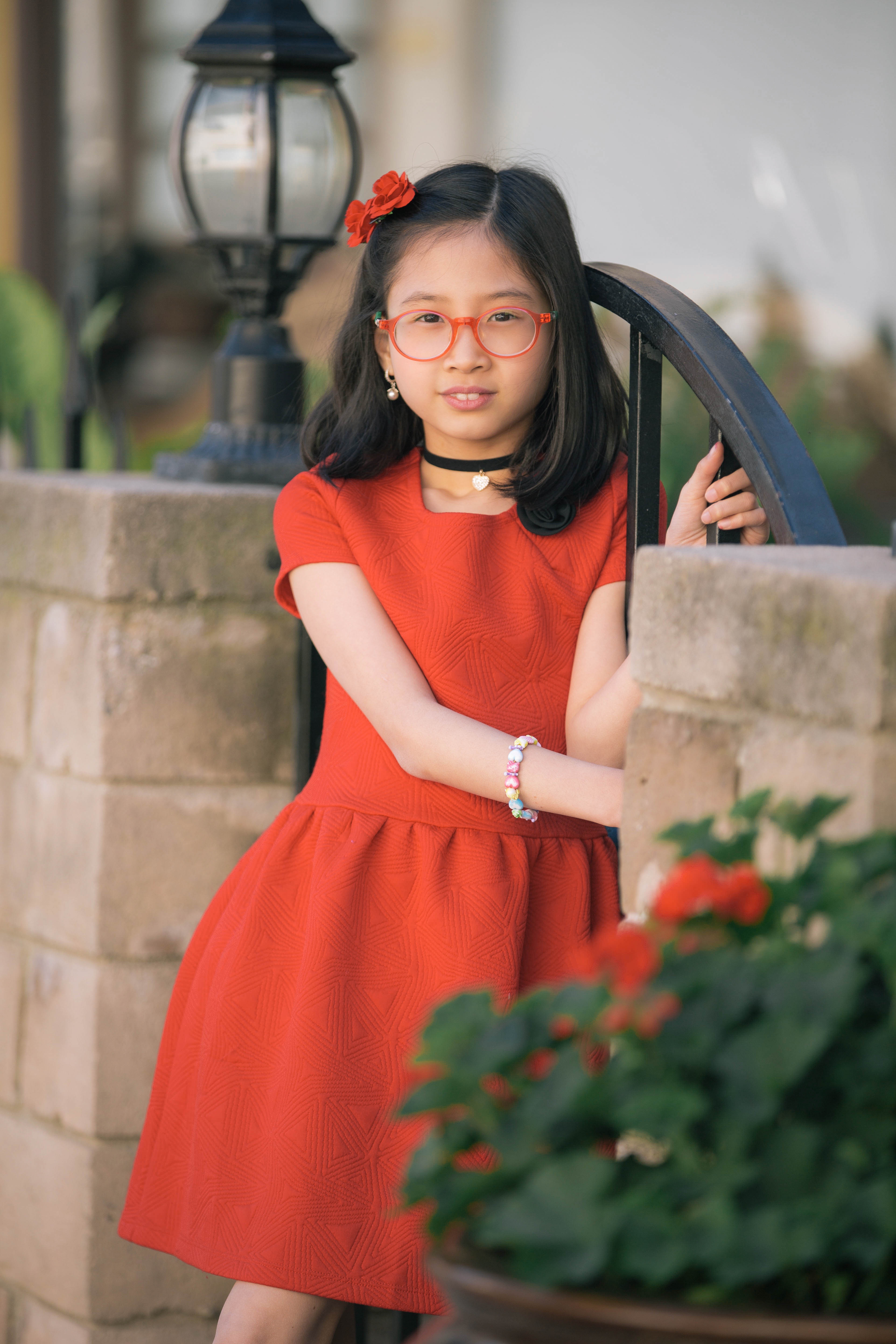 'Gai nhay' Minh Thu mac sexy dao pho anh 6