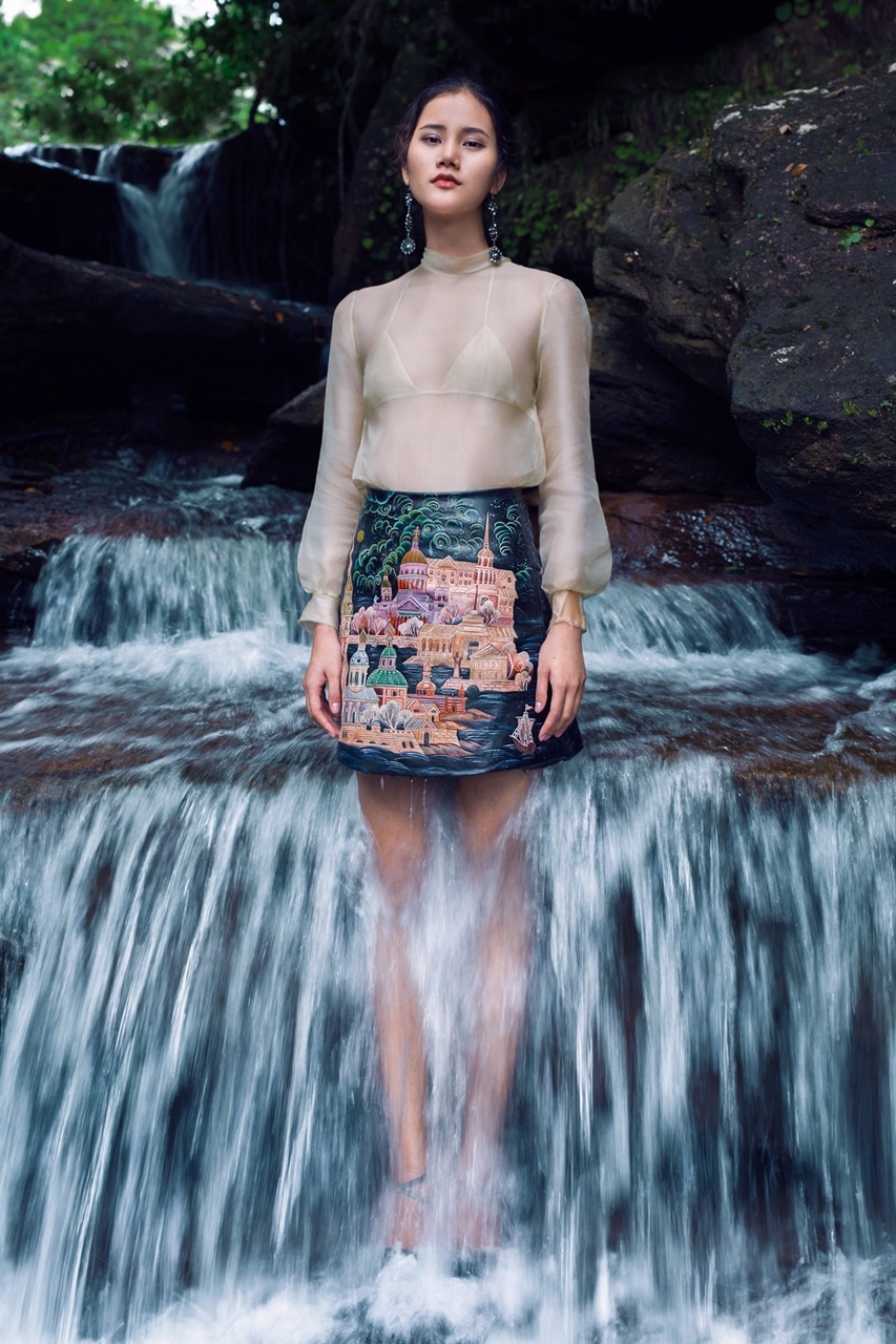 Quan quan Huong Ly chup anh o moi mien to quoc anh 7