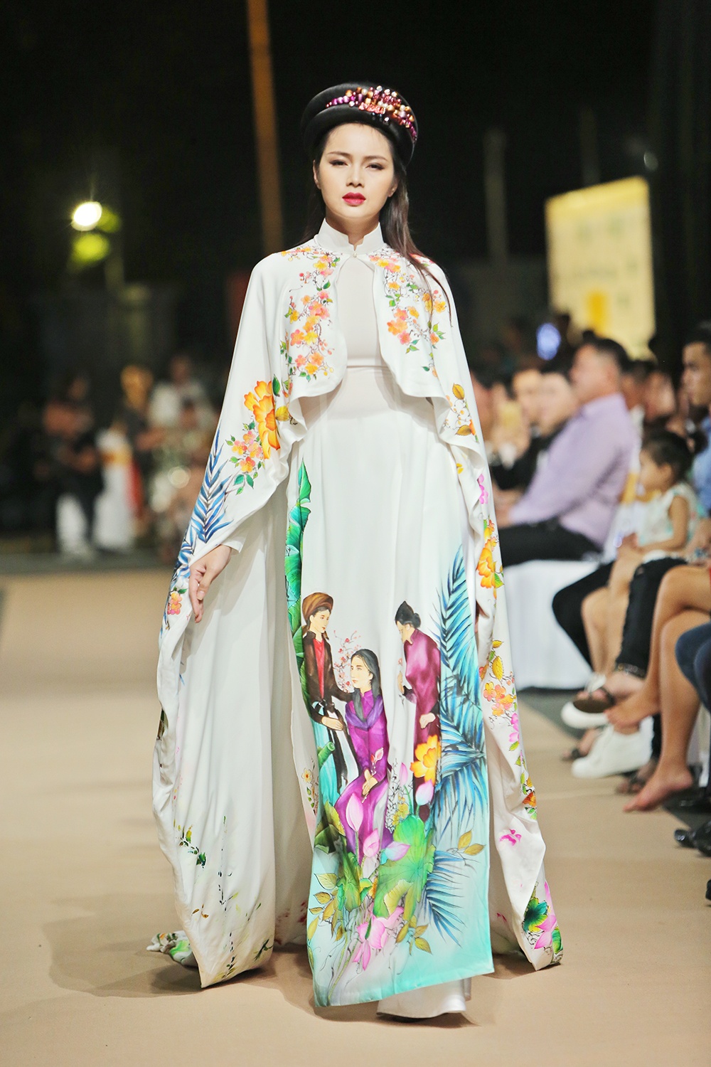 Anh Thu rang ro catwalk anh 3