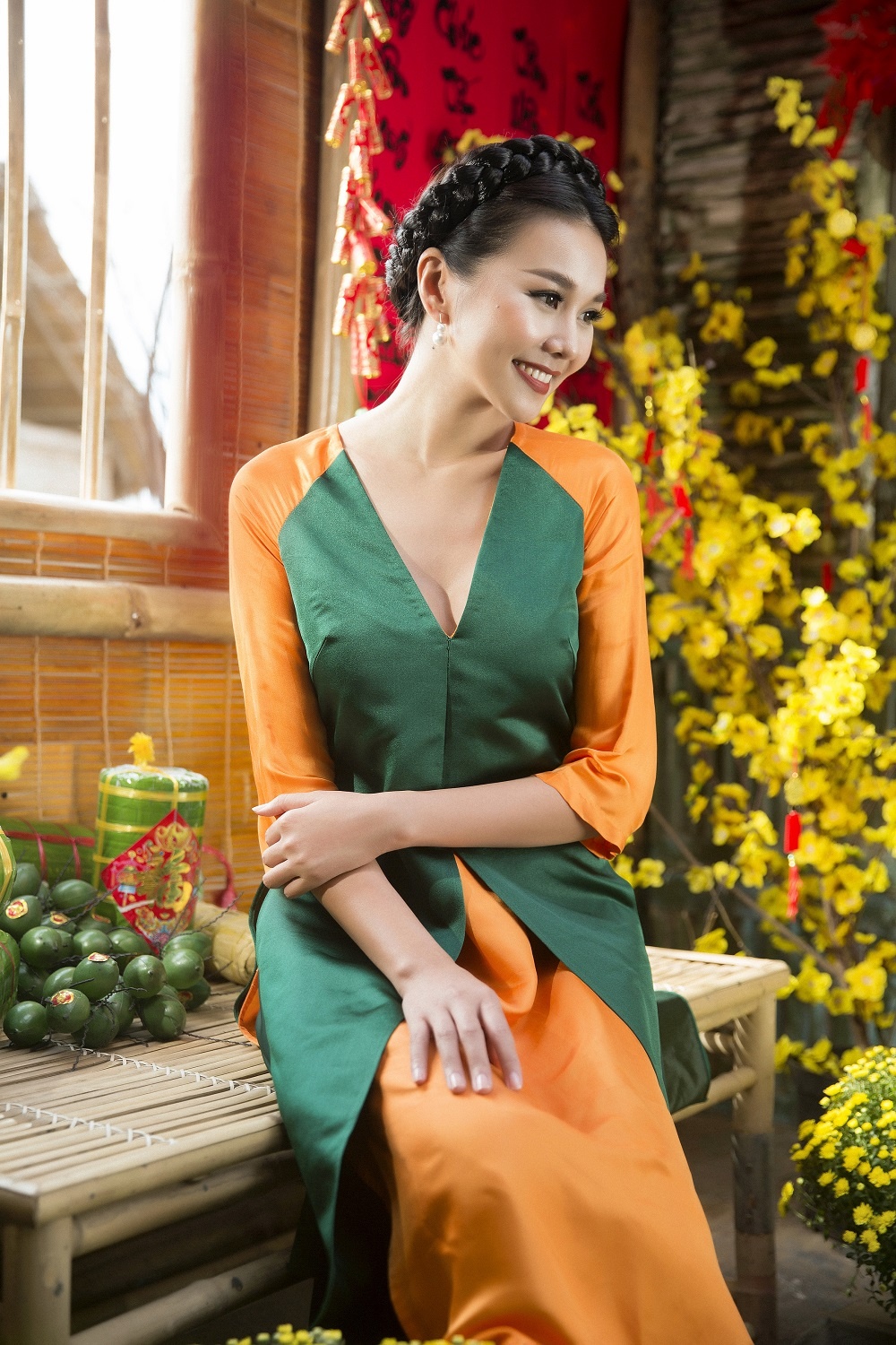 Thanh Hang duyen dang voi ao dai cach tan anh 2