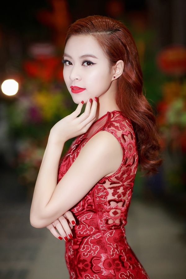 Hoàng Thuỳ Linh nhìn lại 1 năm ảnh 1 Hoang Thuy Linh nhin lai 1 nam anh 1