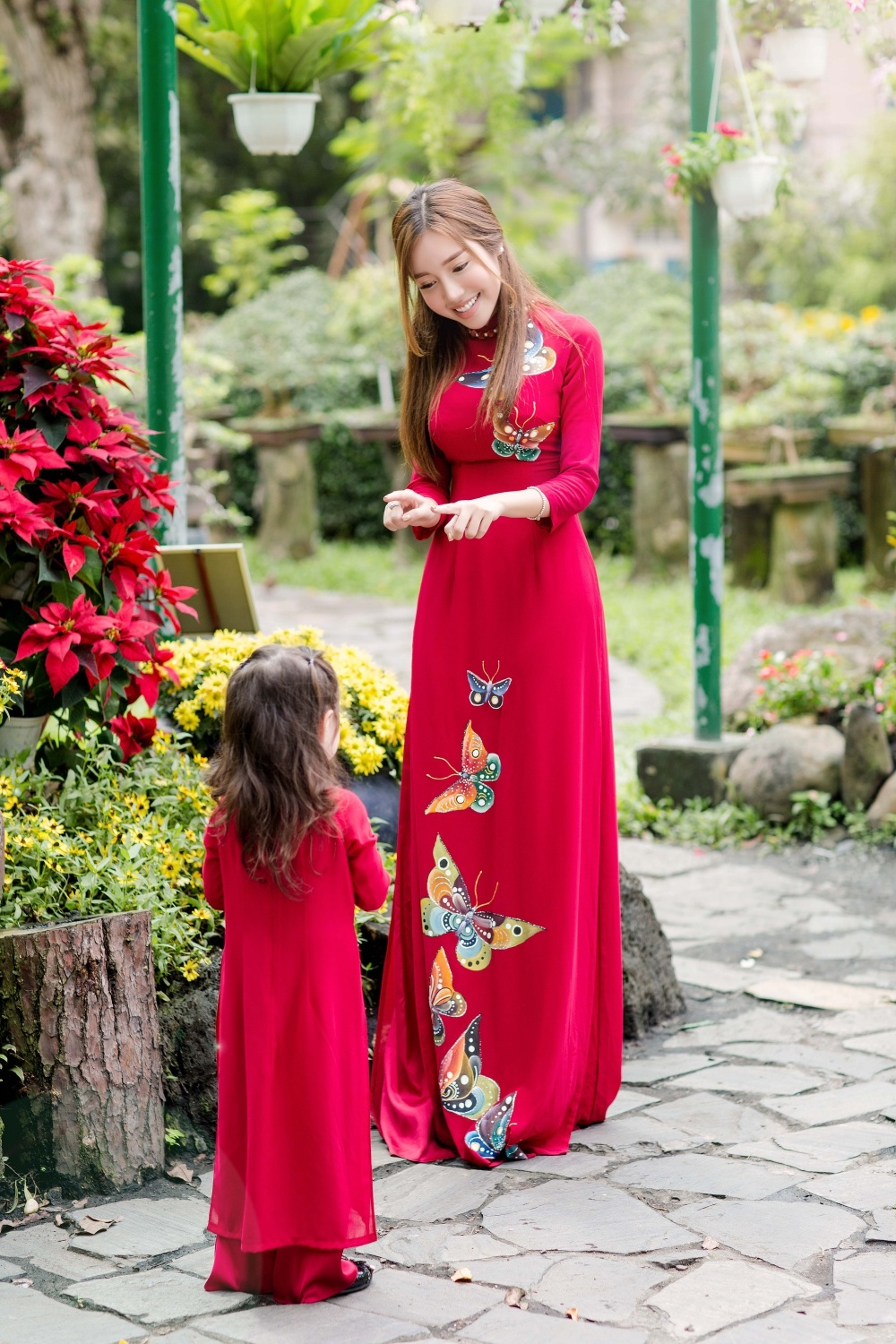 Elly Trần diện đồ đôi cùng con gái  ảnh 4 Elly Tran dien do doi cung con gai anh 4