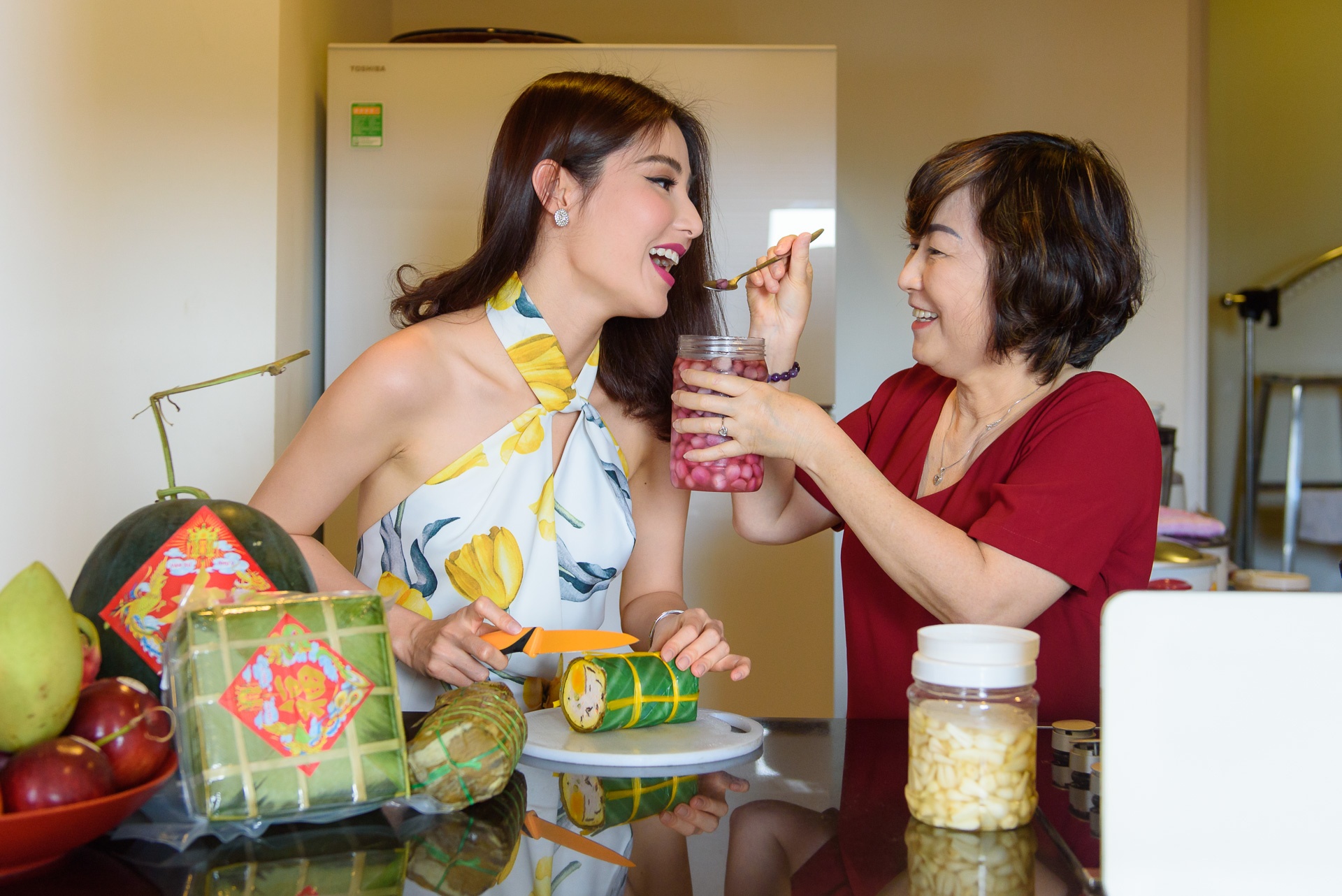 Diem My 9X trang tri nha cua don Tet anh 9