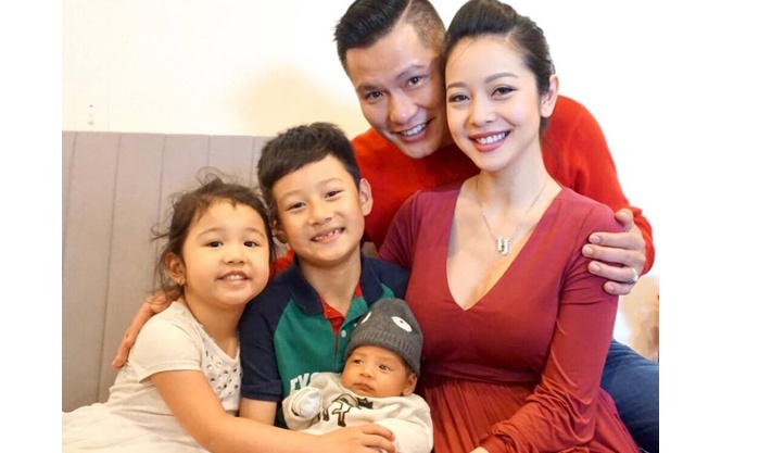 Jennifer Pham lan dau khoe anh con trai thu ba vua sinh hinh anh