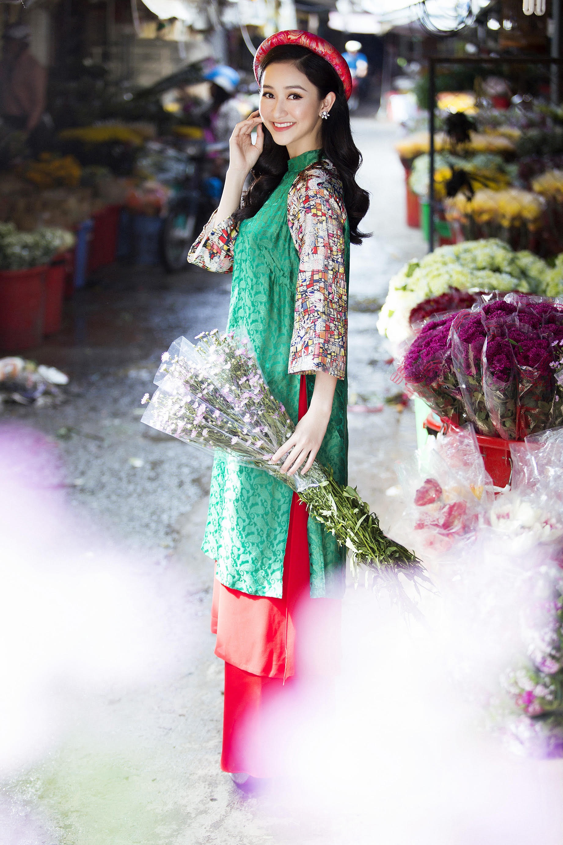 Ha Thu duyen dang ao dia truyen thong anh 2