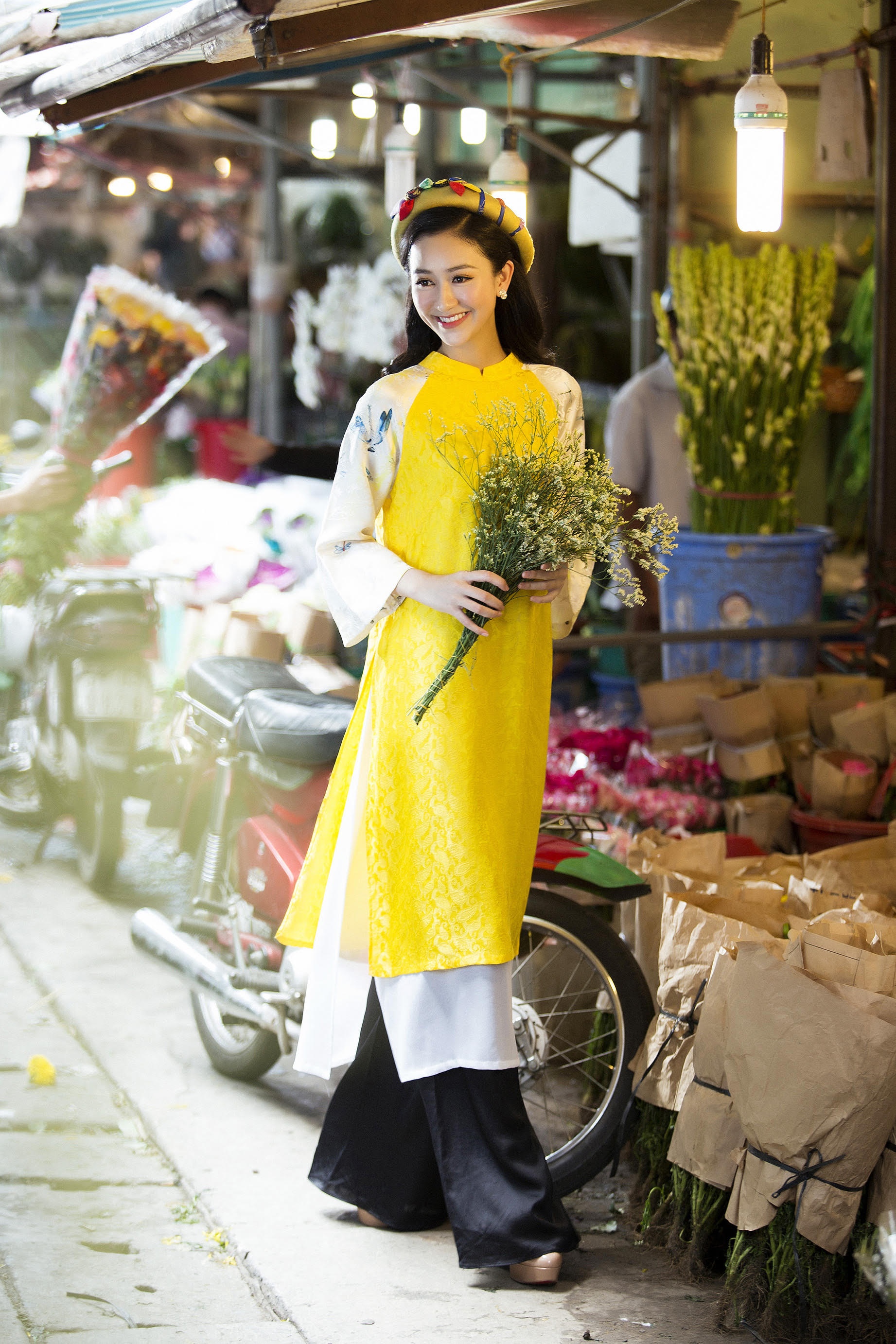 Ha Thu duyen dang ao dia truyen thong anh 4