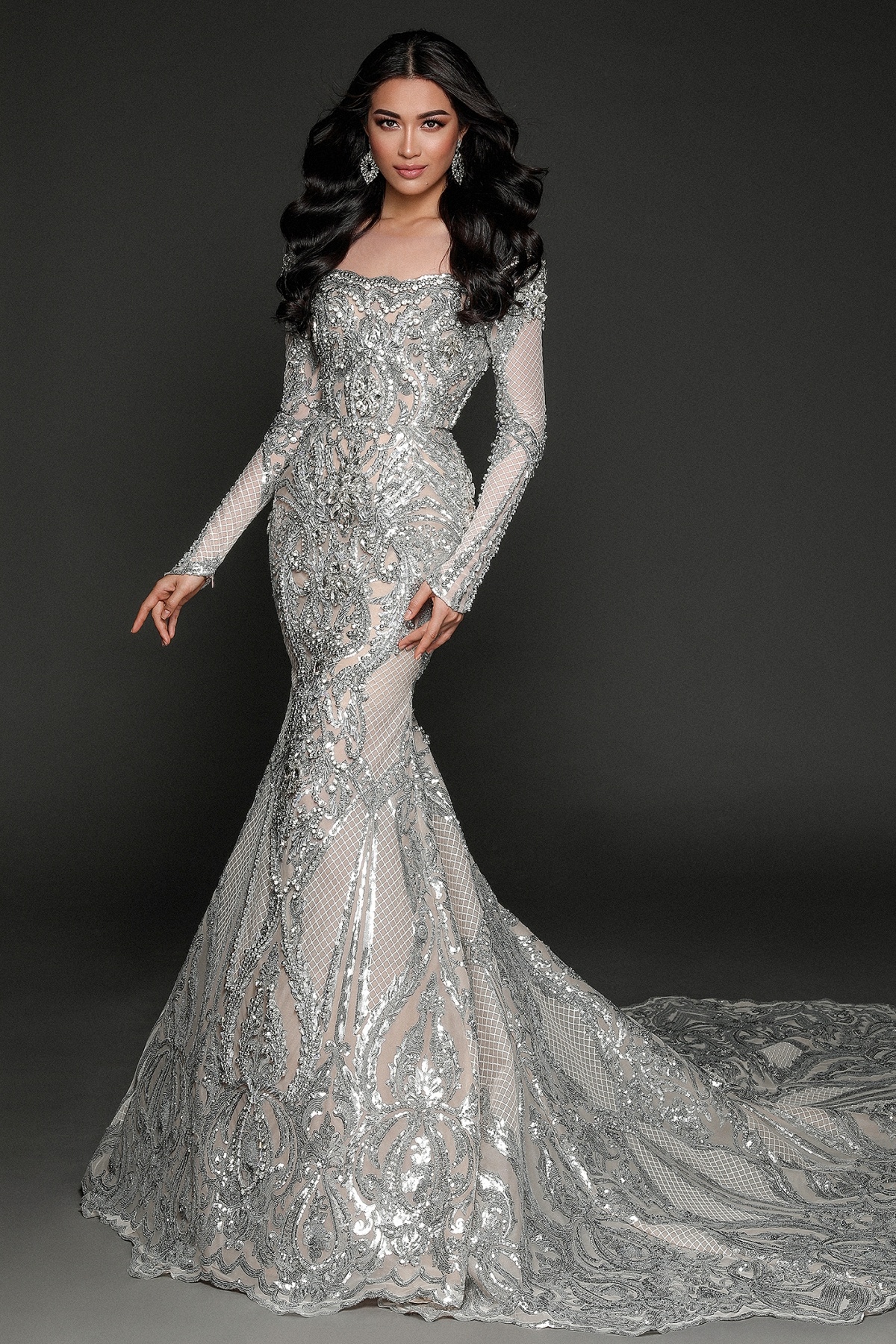 Le Hang dien vay anh kim o Miss Universe anh 5