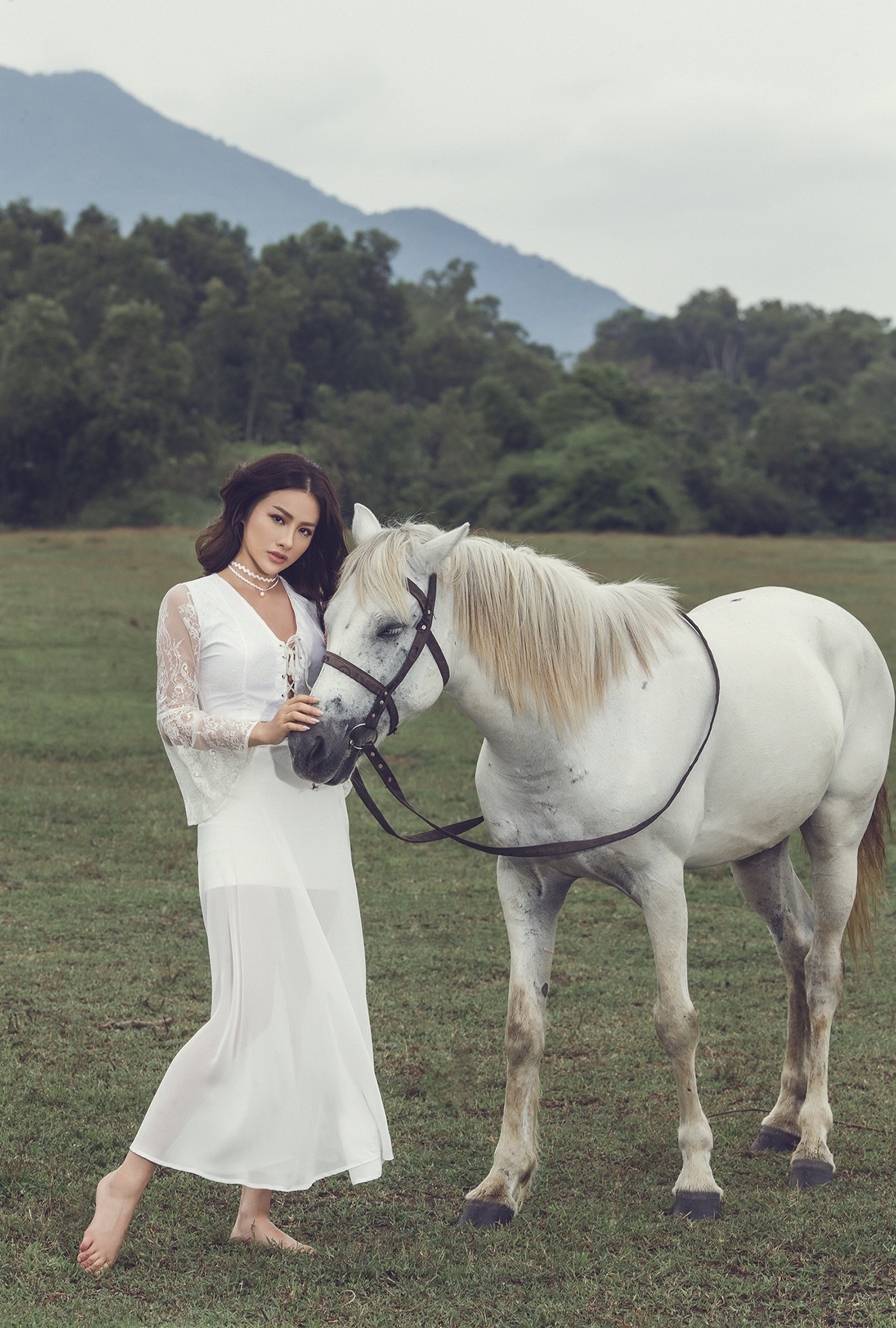 Truong Nhi quyen ru trong bo anh Tet anh 1