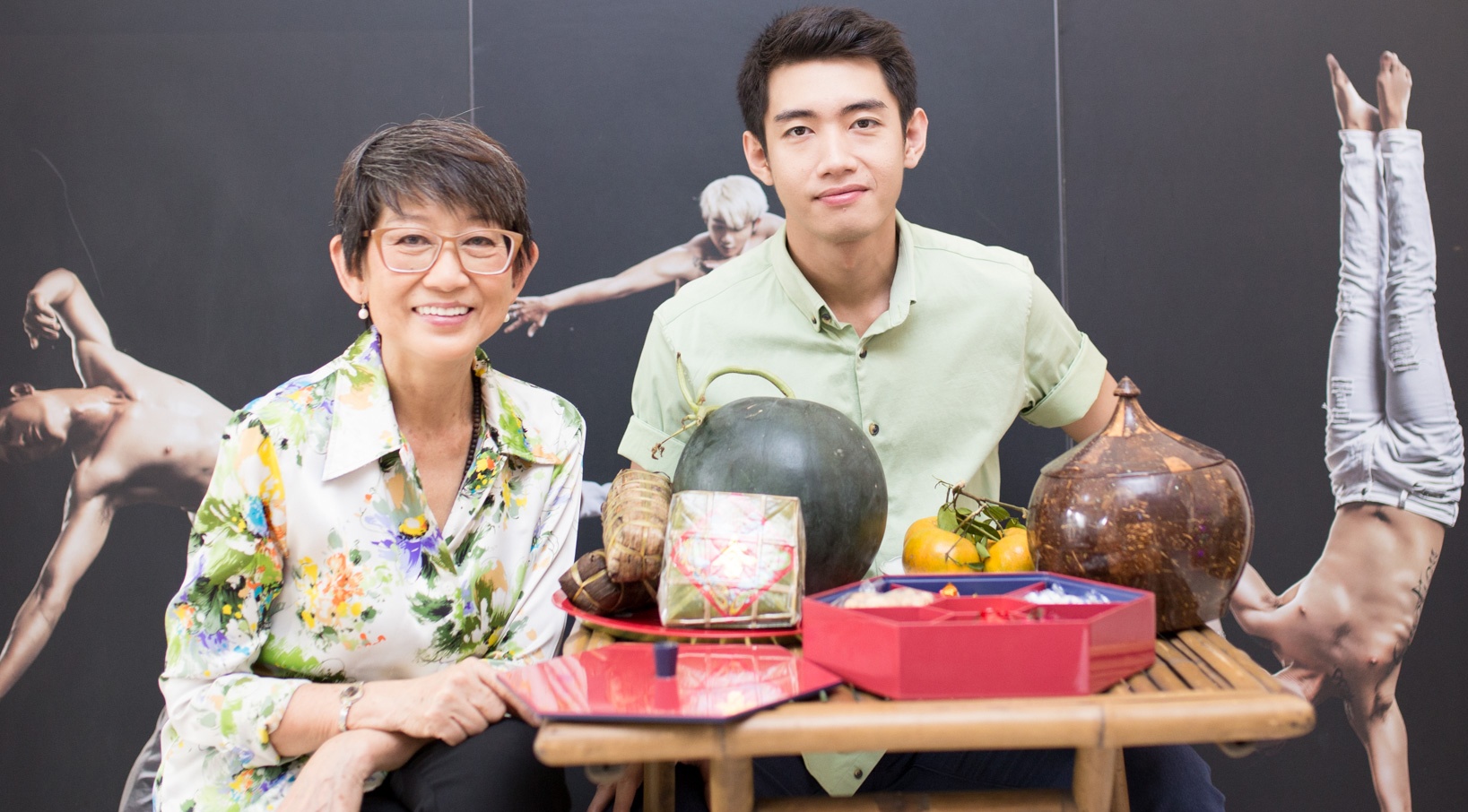 Tham nha vu cong Quang Dang mung 1 Tet hinh anh